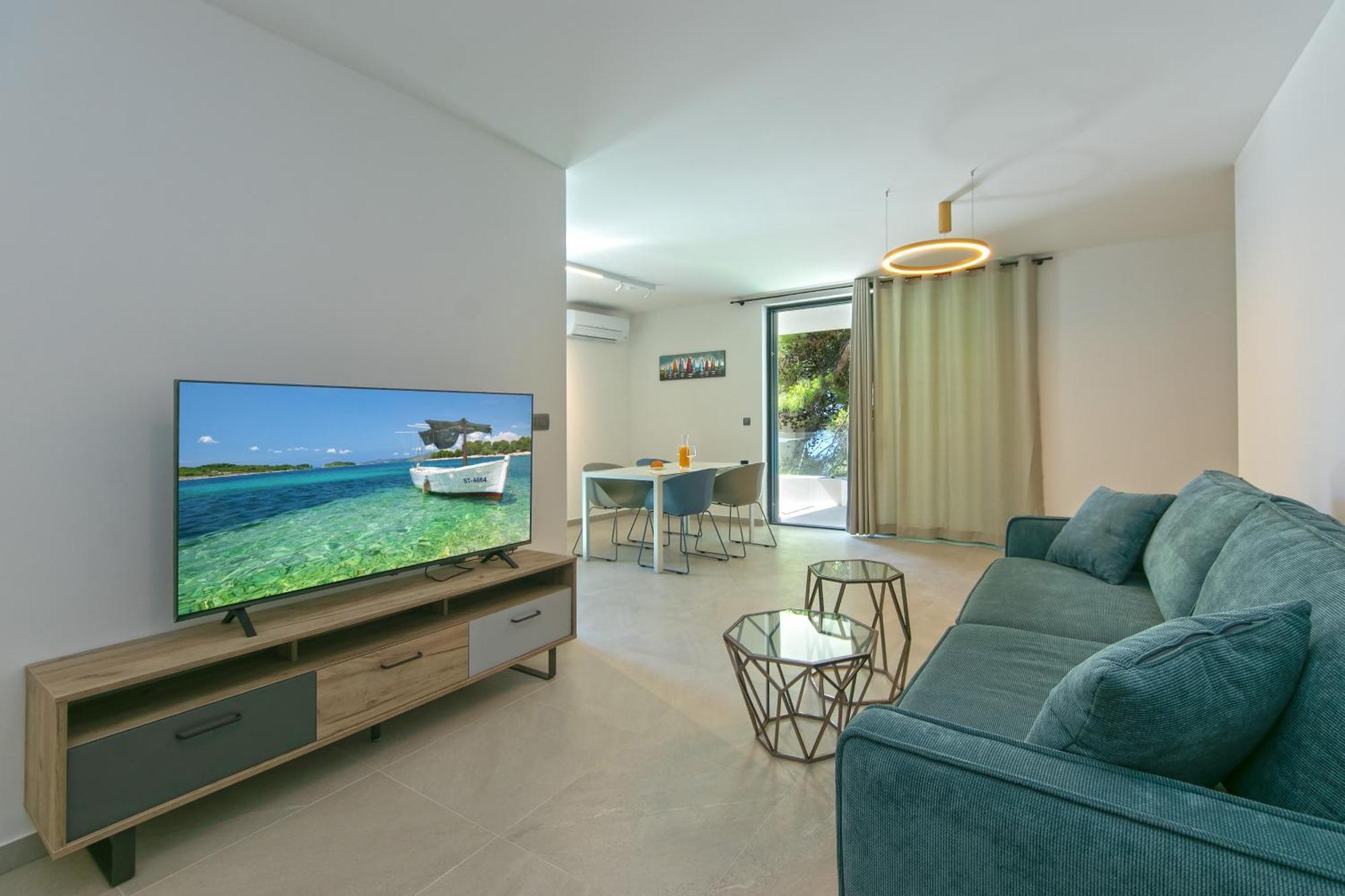 Apartments By The Sea Brela, Makarska - 6007 Экстерьер фото